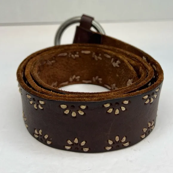 Aeropostale Womens Brown Leather Cinch Belt-40” long x 1.5” tall Sz Medium Super - Picture 3 of 7